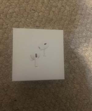 Airpods Pro 2nd Generation with MagSafe Case (USB-C)